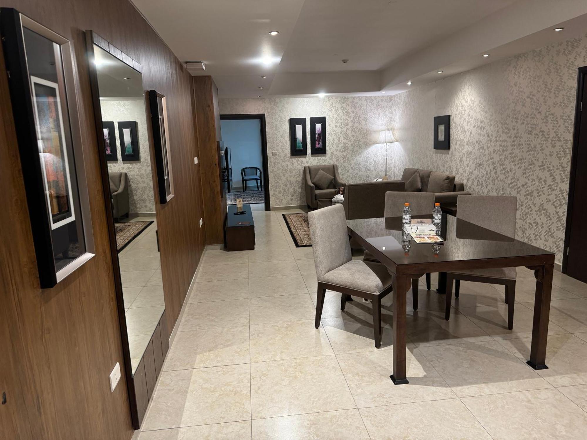 City Rose Hotel Suites Амман Екстер'єр фото